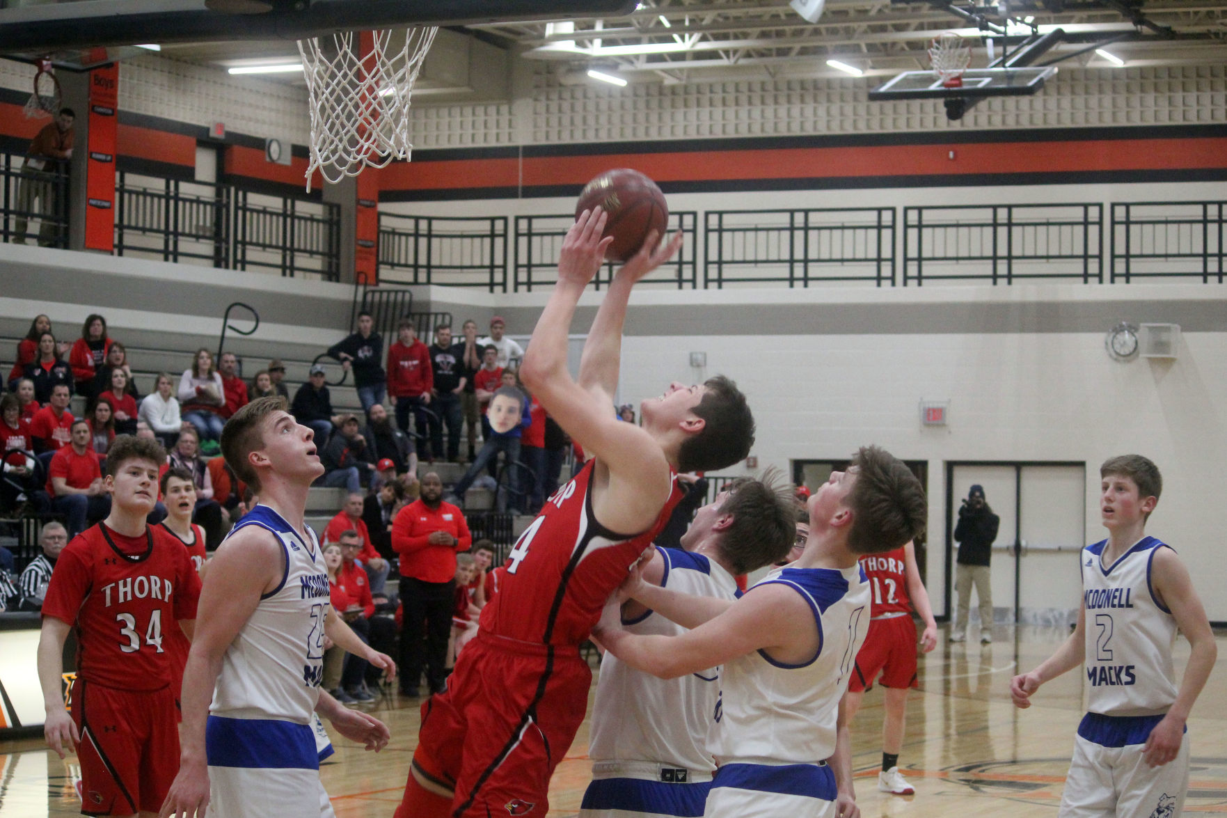 McDonell vs Thorp boys basketball at Osseo 3-12-20